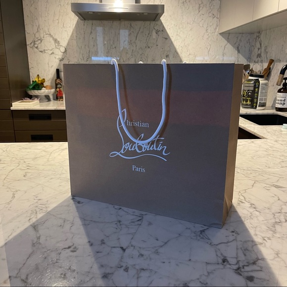 Large Original Louboutin Bag - Picture 7 of 9